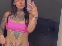 SexiiGiirl's Offline Chat Room