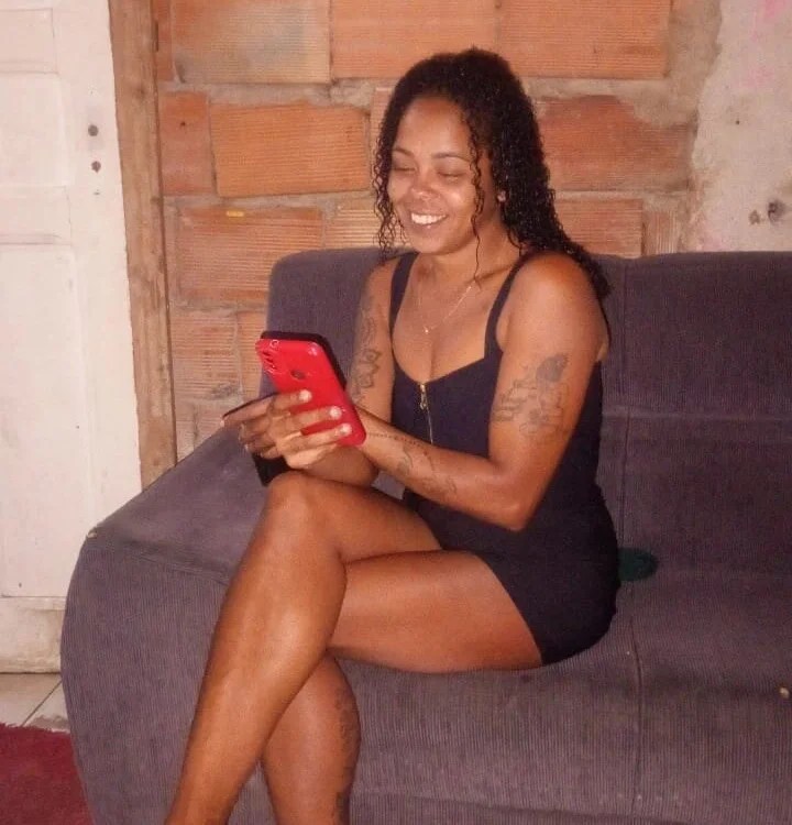 morena31's Offline Chat Room