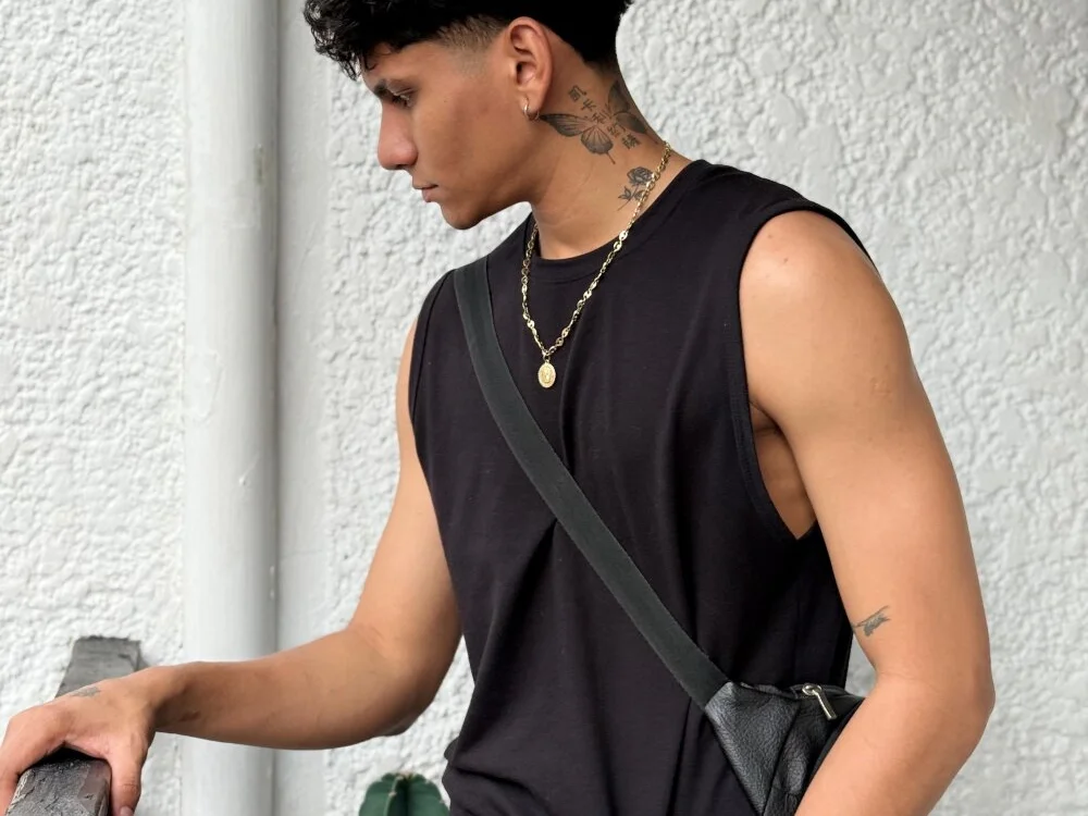 Adan_Oriol Adlı Modelin Çevrimdışı XXX Sohbeti