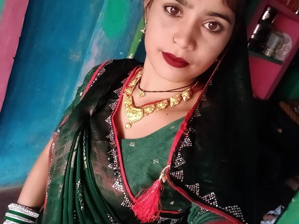 Hotty_meena's Offline XXX Chat