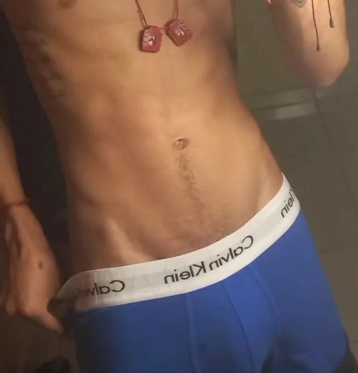 ห้องแชทออฟไลน์ของ adam_zanee