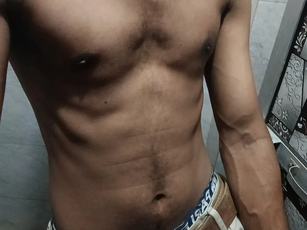 danny_d_01 Adlı Modelin Çevrimdışı XXX Sohbeti