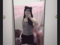 Nikyyy9 live cam