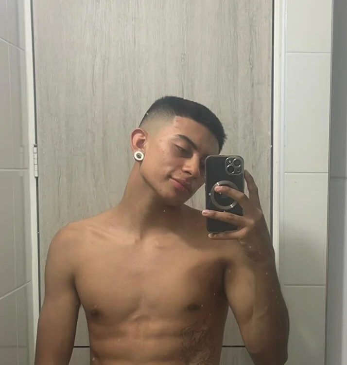 ห้องแชทออฟไลน์ของ AlexBlaze_Rs