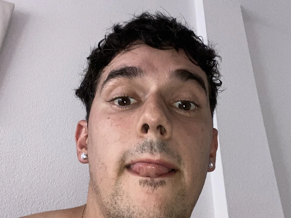 couplesxxt's Offline Chat Room