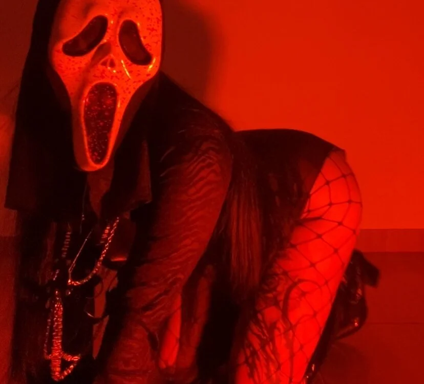 _darkdoll's Offline Chat Room
