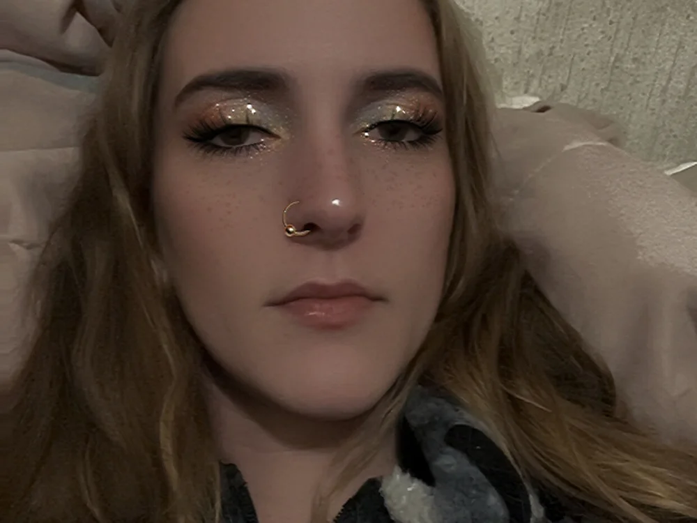 Linnybugg's Offline Chat Room