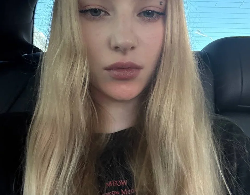 แชท XXX ออฟไลน์ของ _Milana_Sparkl75_