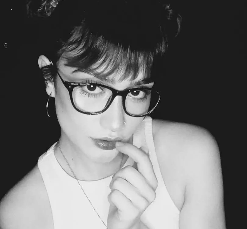 แชท XXX ออฟไลน์ของ Mackenzie_Lia