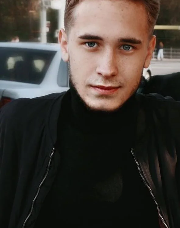 Offline XXX chat modela Alfred_bucks