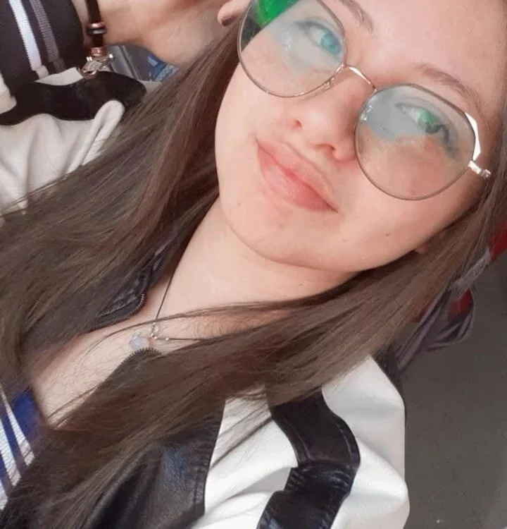 Vannia_t18's Offline XXX Chat