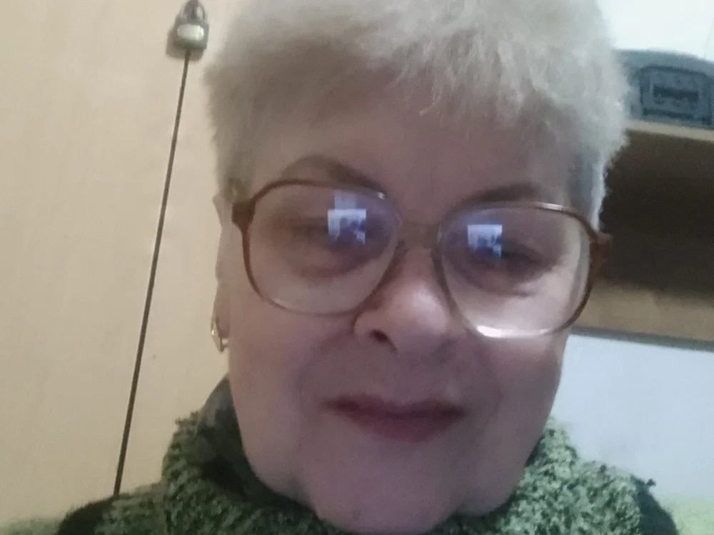 Katrin645's Offline Chat Room