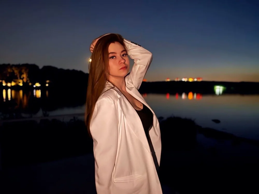 XeniaRadie offline chatrum