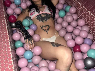 _Sara_xx Female Petite Webcam Porn