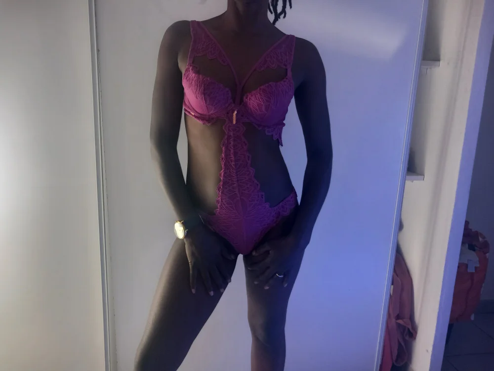 blackettescouple's Offline XXX Chat