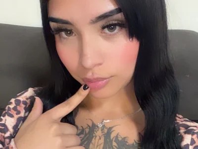 Shalom_pink18 profile