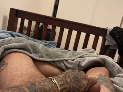 Hornykevin34