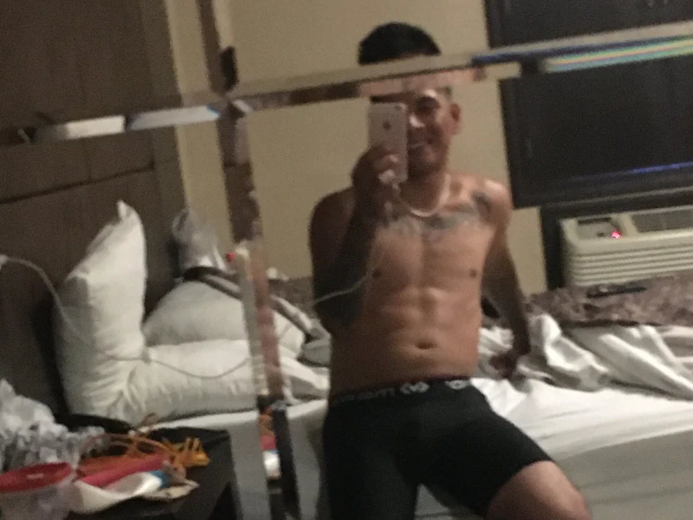 Elcabezhupas97's Offline XXX Chat