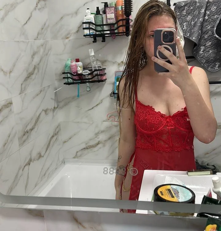 rinabluu Offline XXX-chat