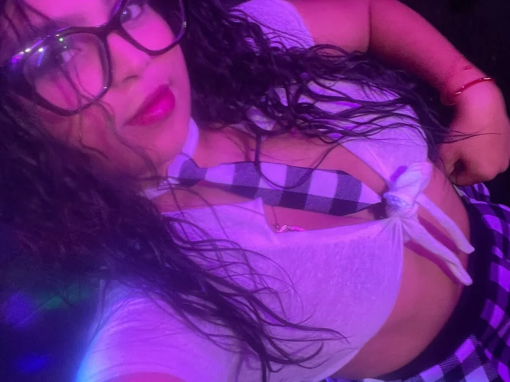 צ'אט XXX לא מקוון של greicy_y_Alexis