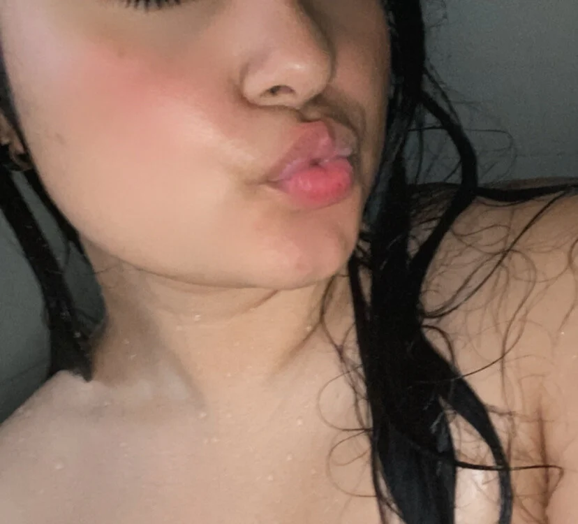 Sophia_Queen2 offline chatrum