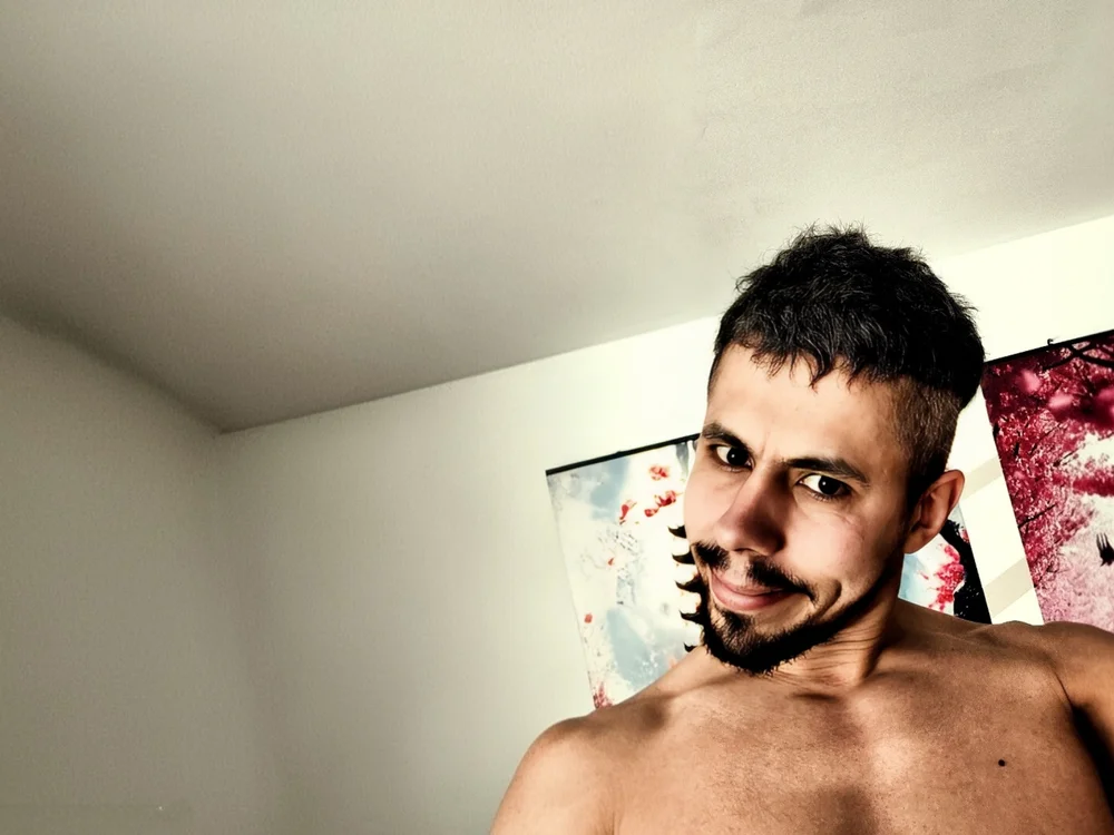 PriapusAestheticn Offline XXX chat