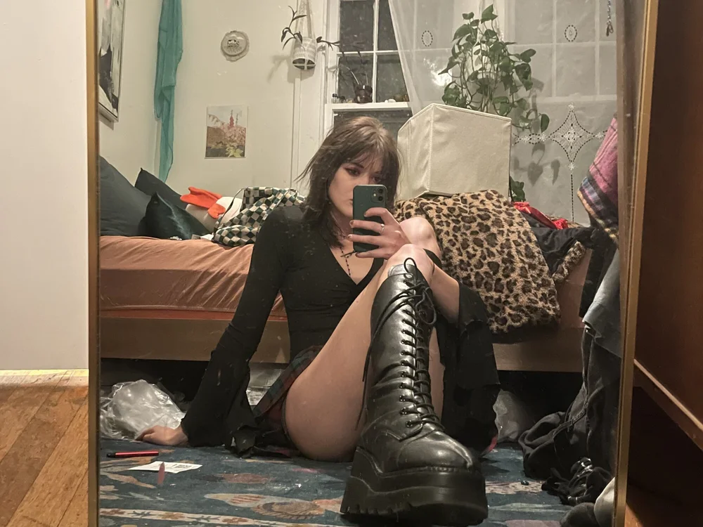ivyandbella offline chatrum