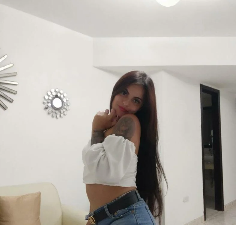 cloe_x07's Offline Chat Room