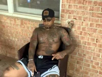 Model SLANGONDEMHOES