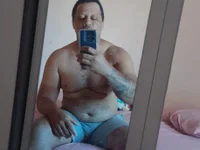 rolapeludar's Offline Chat Room