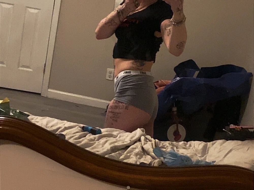 Kittykatt22's Offline XXX Chat