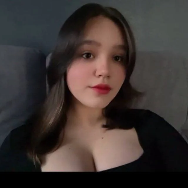 KatieCoxson offline chatrum