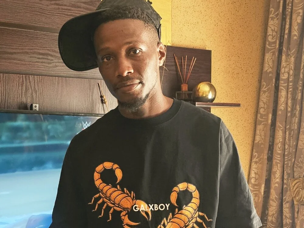 Callhimpizza385's Offline XXX Chat