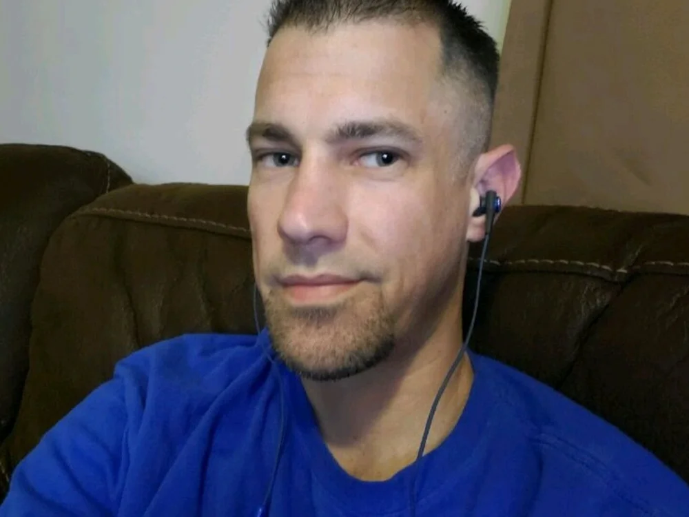 mikea198022 offline chatrum