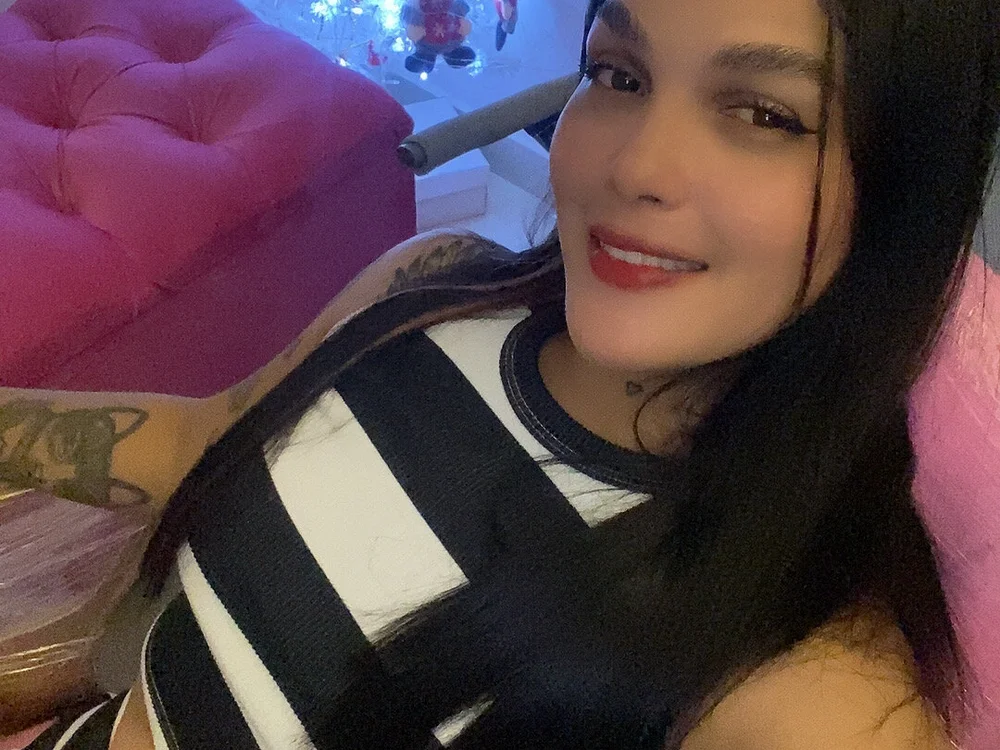 Estef69's Offline Chat Room