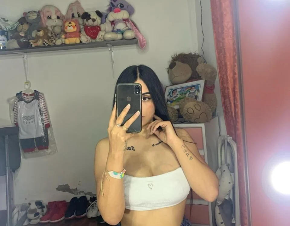 beckycuteh offline chatrum