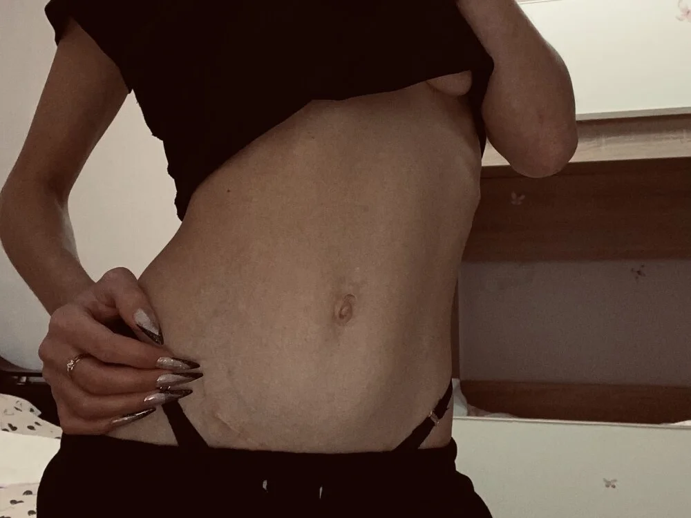 kirakotarina28 offline XXX-chat