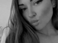 GoddessHalle élő XXX-chatje