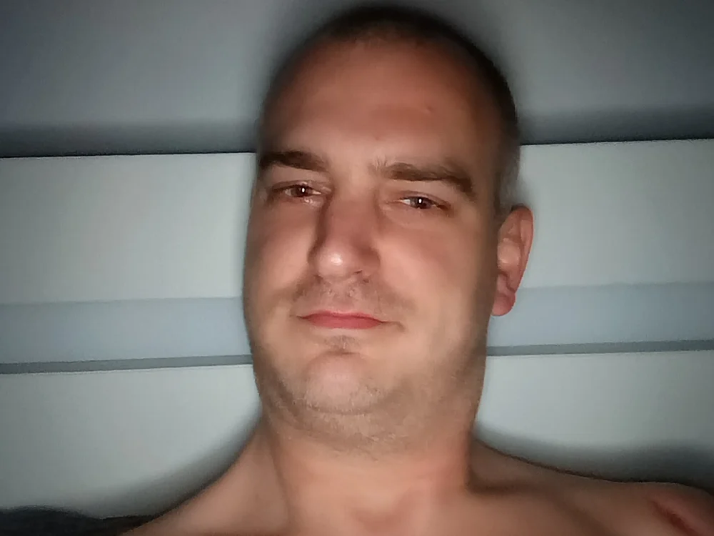 DerSpritzer4u's Offline Chat Room
