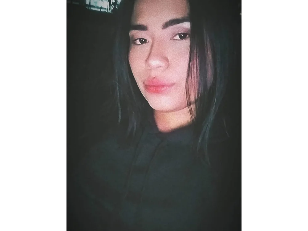 kendraa_benz offline chatrum