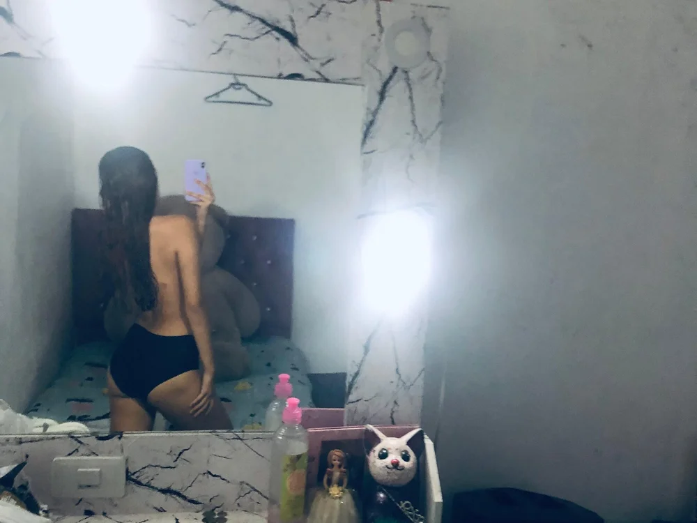 CaritoLatina's Offline XXX Chat