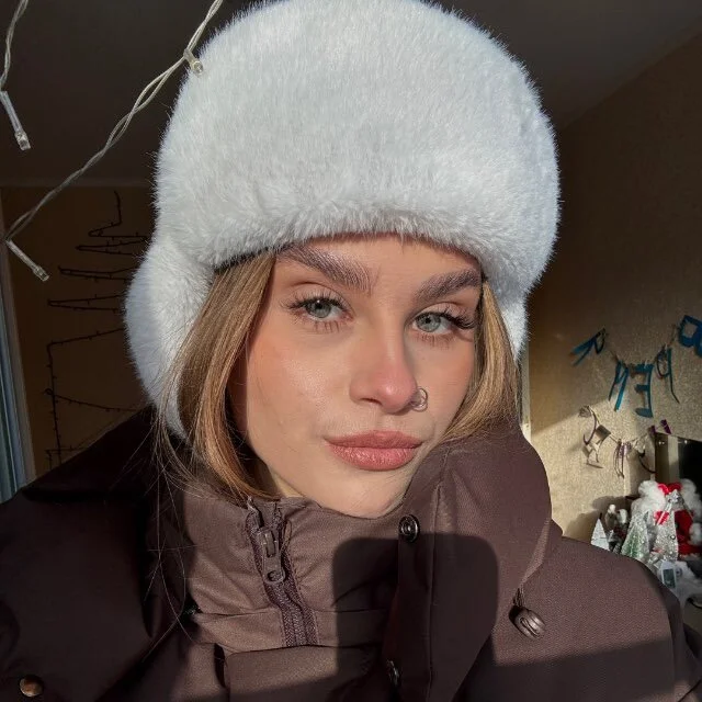 Chat +18 de Elle_GrEat ao vivo