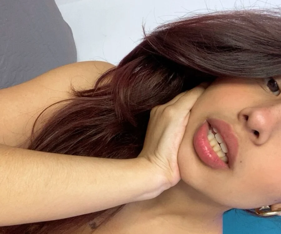 AgnesBianco's Offline XXX Chat