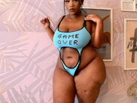 AddictiveMassiveBooty's Offline Chat Room