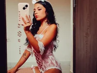 MiaLauren_