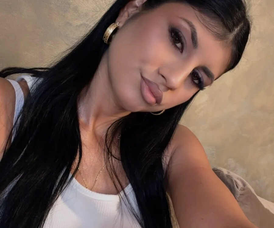 Lunna_Noire's most recent online preview