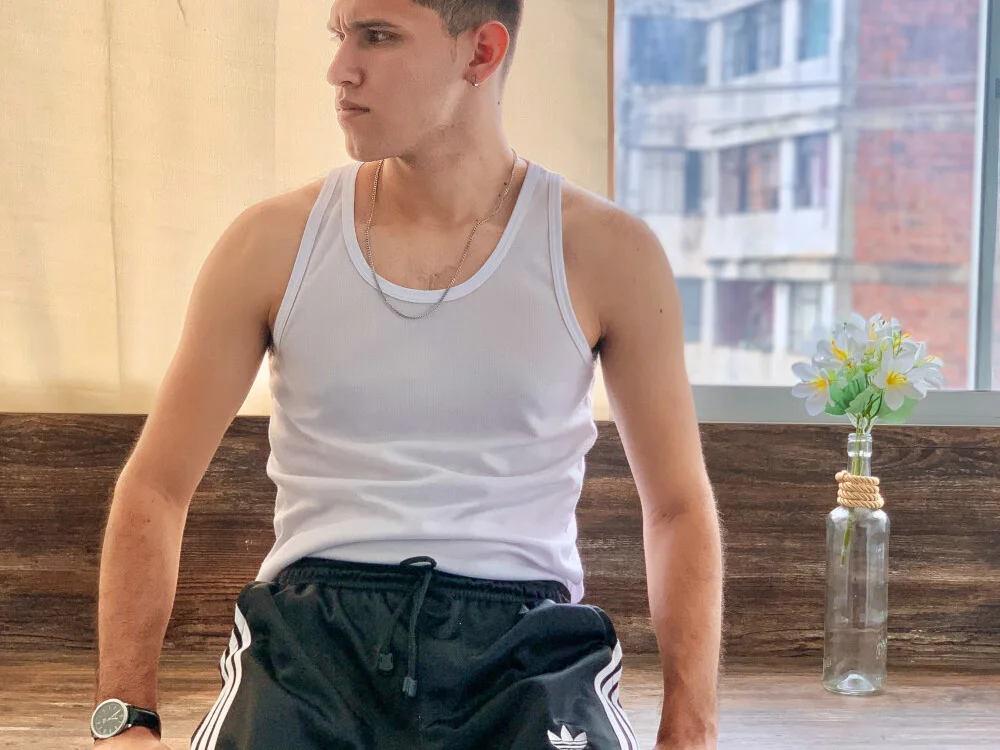 Benjamin_Vip – Offline XXX chat