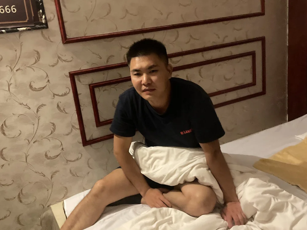 xiaomeiai98's Offline XXX Chat
