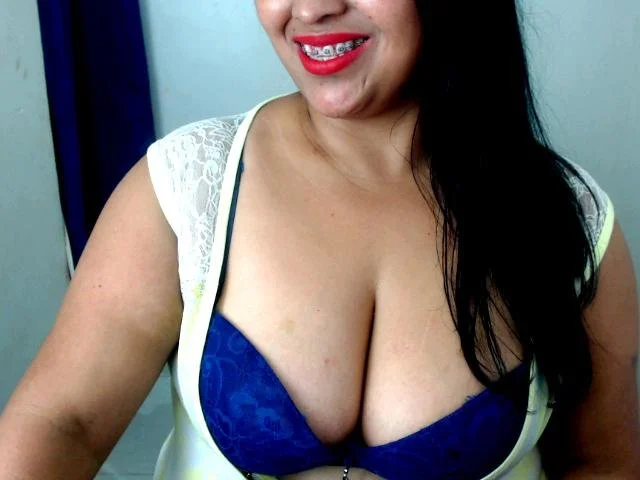 hottits51's Offline XXX Chat