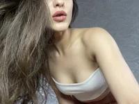 XXX chat uživo modela KeshaHeusley